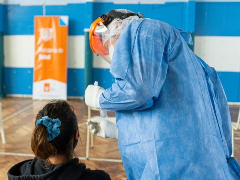 En el Gimnasio de la UOM de calle Moyano N 418 de Ro Grande los testeos que se realizan solo con turnos otorgados por el 107. Por lo que se solicita a la comunidad no asistir de manera espontnea a este lugar.