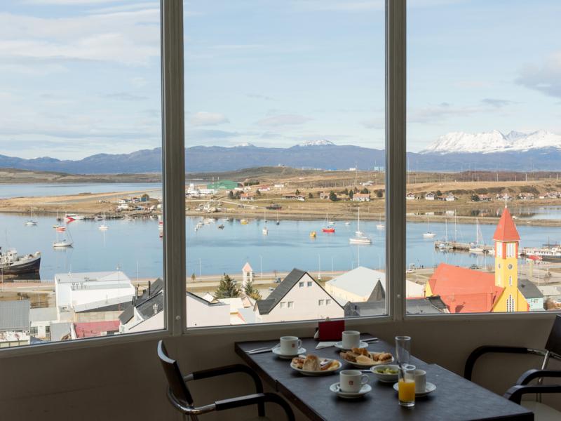 Podrn acceder a este beneficio las empresas del sector hotelero registradas ante la AFIP al 12 de marzo de 2020, de CABA, Rosario, Crdoba, Mendoza, San Miguel de Tucumn, El Calafate y Ushuaia.