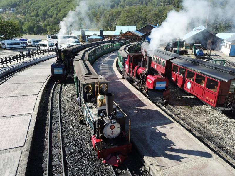 La Argentina tambin fue premiada por la nueva web del Inprotur: argentina.travel; mientras que el Instituto Fueguino de Turismo (INFUETUR), y la empresa Tranex Turismo, recibieron una distincin por el Tren del Fin del Mundo.