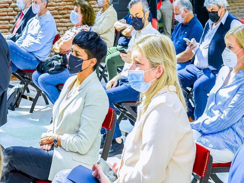 La campaa de vacunacin ha avanzado mucho y tenemos un altsimo nivel de cobertura que buscaremos afianzar para que estudiantes y docentes puedan tener su refuerzo antes del inicio escolar, adelant Judit Di Giglio.