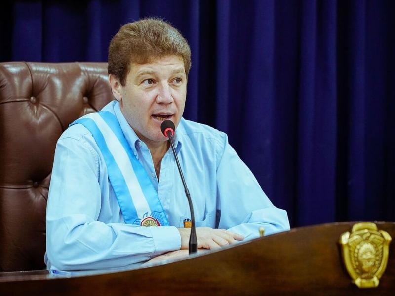 Nos toc reactivar obras de las que muchos hablaban y que muchos prometieron, pero estaban paradas. Y no solo las reactivamos, sino que tambin hicimos nueva infraestructura sanitaria, resalt Gustavo Melella.