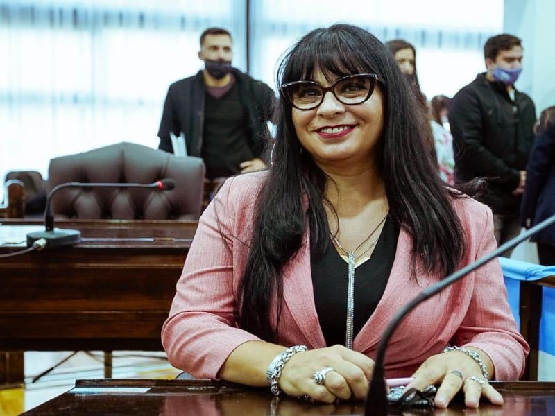 Lo principal sigue siendo reconstruir el sector privado y la construccin de viviendas para los habitantes de la provincia que esperan desde hace tiempo, resalt Mnica Acosta.
