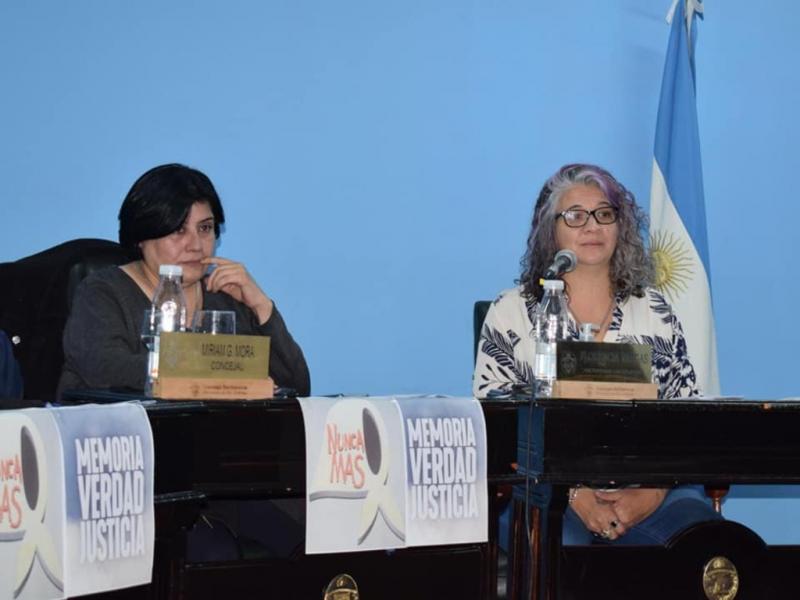 En el marco de la Sesin de la Memoria y la Democracia, iniciativa de la Concejala Miriam Laly Mora, fue invitada a exponer la Docente Vernica Andino, integrante de la Multisectorial por los Derechos Humanos de Ro Grande.