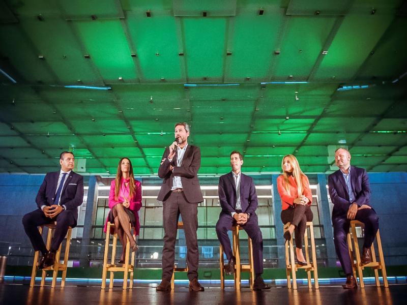 Desde el INFUETUR tambin resaltaron el Programa para Nmades Digitales en alojamientos, el cual se encuentra disponible y cuenta con una capacitacin para trabajadores del sector hotelero. 