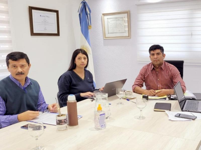 Descartar de plano investigar los hechos, hubiese sido un despropsito institucional; nadie debe molestarse por ser blanco de una denuncia o de una investigacin, resalt Javier Calisaya.