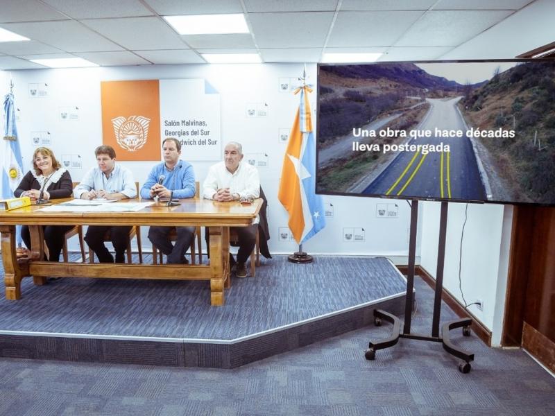 Se trata del tramo que recorre desde el empalme de la Avenida Leandro N. Alem de la ciudad de Ushuaia, hasta el portal de ingreso al Parque Nacional Tierra del Fuego. Se prev una inversin de 1.300 millones de pesos.