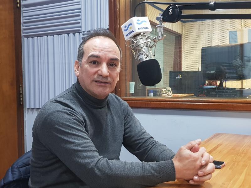 Vamos a tener una mesa de discusin permanente, estamos preparando nuestro local partidario para que ms all de las expresiones en redes, tengamos una mesa de debate poltico permanente, refiri Moiss Solorza.