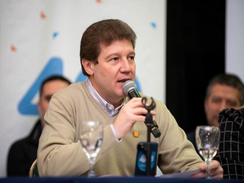 Tierra del Fuego es soberana, defenderla de los permanentes ataques, invertir en su desarrollo, es generar soberana; sostener su crecimiento y mantener firmemente nuestro reclamo por la Causa Malvinas, es soberana, resalt Gustavo Melella.
