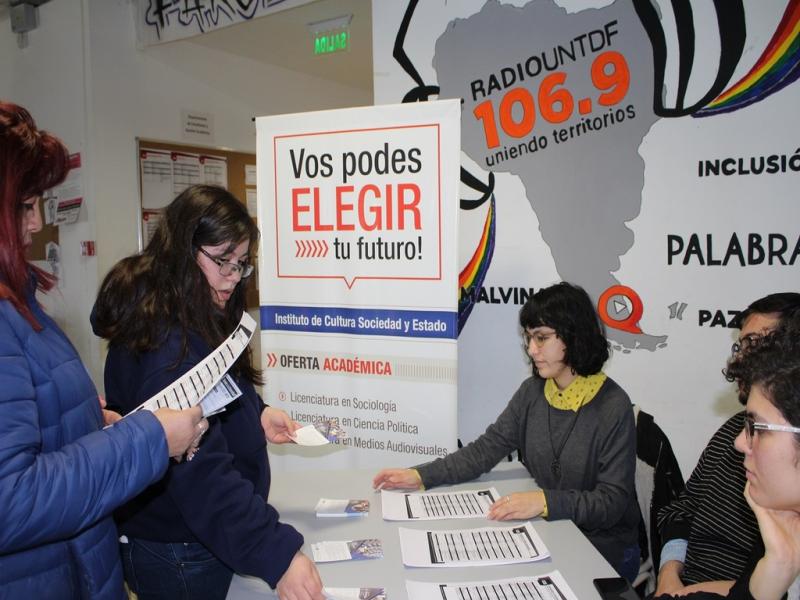 La Feria de Carreras 2022 se realiza en Ushuaia hasta martes 27 de 9 a 22 horas, mientras que en Ro Grande se desarrollar el mircoles 28 se septiembre de 9 a 15:30 horas y jueves 29 de 9 a 22 horas.