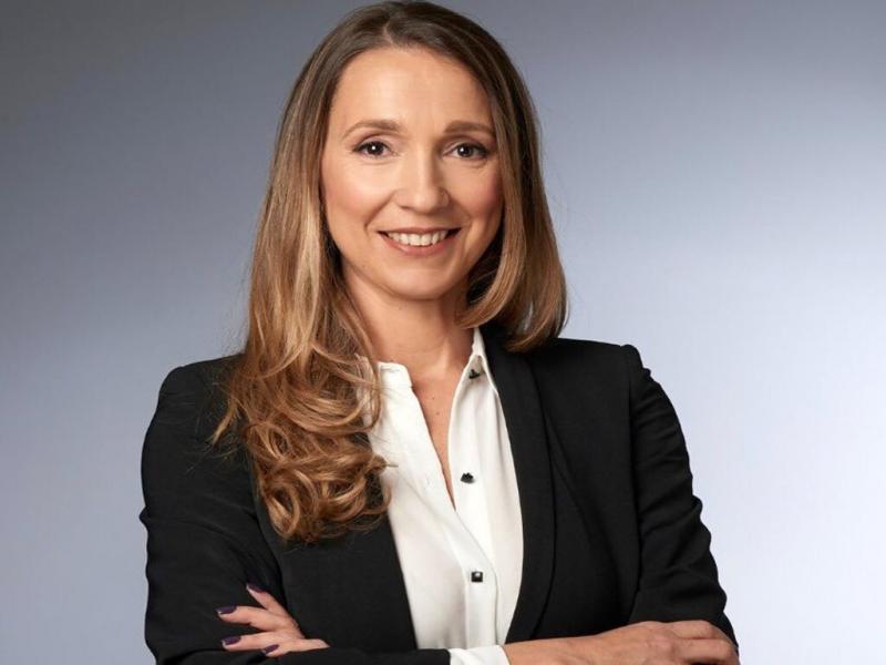 Ana Vainman es Licenciada en Ciencias de la Comunicacin, y lleg a AFARTE en junio de 2021 para ocupar la Gerencia de Relaciones Institucionales y Prensa. Ahora fue designada como nueva Directora Ejecutiva.