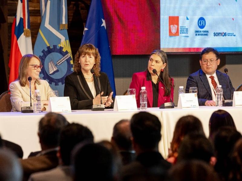 A la integracin en los pasos fronterizos estamos agregando la integracin turstica, tenemos que potenciar la regin y mostrarla al mundo, seal Mnica Urquiza.