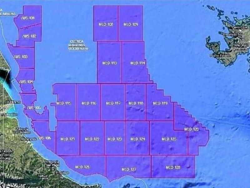 La Cuenca Malvinas Oeste tiene nueve reas licitadas que estn ubicadas en aguas que van de 100 a 600 metros de profundidad. ExxonMobil y Qatar Petroleum obtuvieron la adjudicacin del rea MLO 117 en abril de 2019.