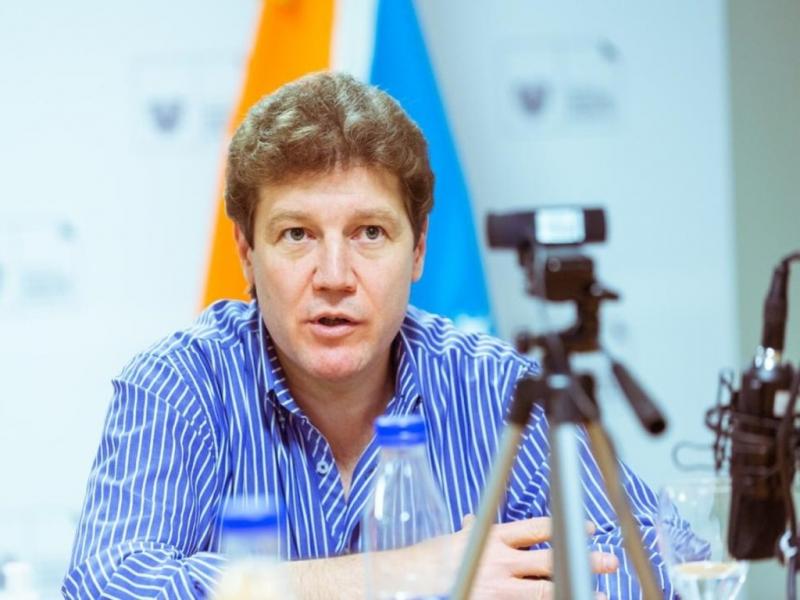 Mi sueldo real es de $482.199,81 el cual hace ms de un ao por Decreto provincial decid congelar, remarc el Gobernador de Tierra del Fuego.