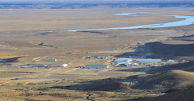 Estamos siguiendo el procedimiento argentino y no es un punto de conflicto, sino de convergencia. Calculamos que puede ser que aproximadamente en 60 das ya se pueda empezar la represa, confirm el Embajador Diego Guelar.