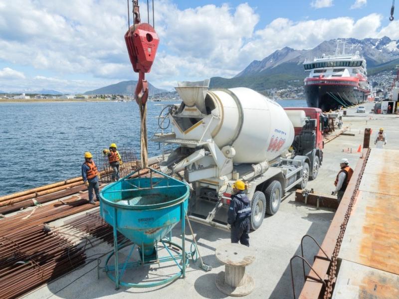 Este ao tendremos ms de 530 recaladas, y como el Puerto trabaja a dos y tres aos adelantado, ya contamos con 540 reservas para la temporada 2023/2024, y 250 confirmadas para la temporada 2024/2025, asegur Mnica Urquiza.