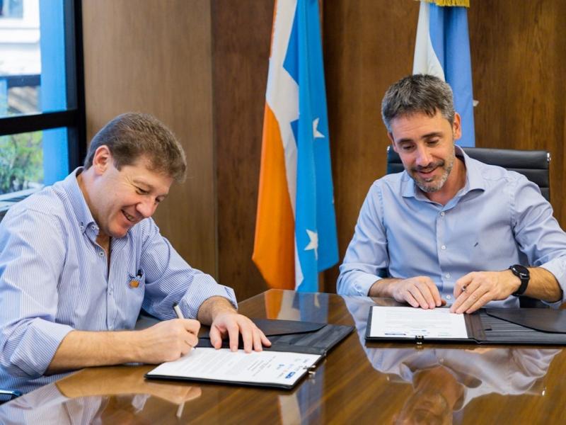 Desde el inicio de nuestra gestin apostamos fuertemente en la ampliacin de la matriz productiva. Por eso venimos trabajando fuertemente en la inversin para la produccin de hidrgeno verde y energas renovables, dijo Melella.