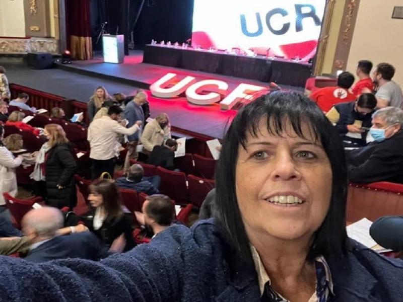 Tenemos muy corto tiempo, nosotros hemos planteado que hasta el 28 de este mes haya la posibilidad de hacer una lista nica, y si no se logra, estn propuestas para el 19 de marzo las elecciones internas seal la Legisladora.