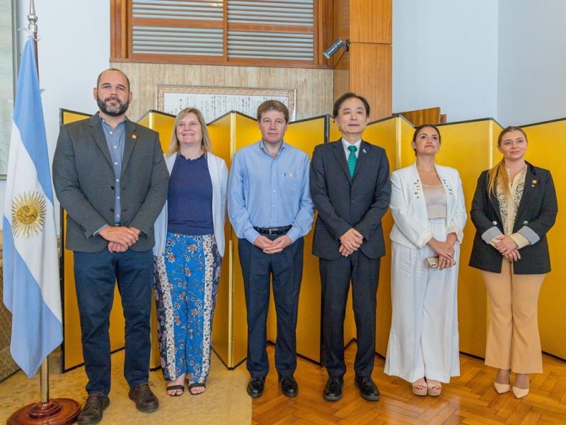 El Centro de Rehabilitacin de alta tecnologa va a evitar que los fueguinos tengan que seguir viniendo a Buenos Aires para rehabilitarse, y lo puedan hacer en su entorno familiar, en su propia provincia, dijo Gustavo Melella.