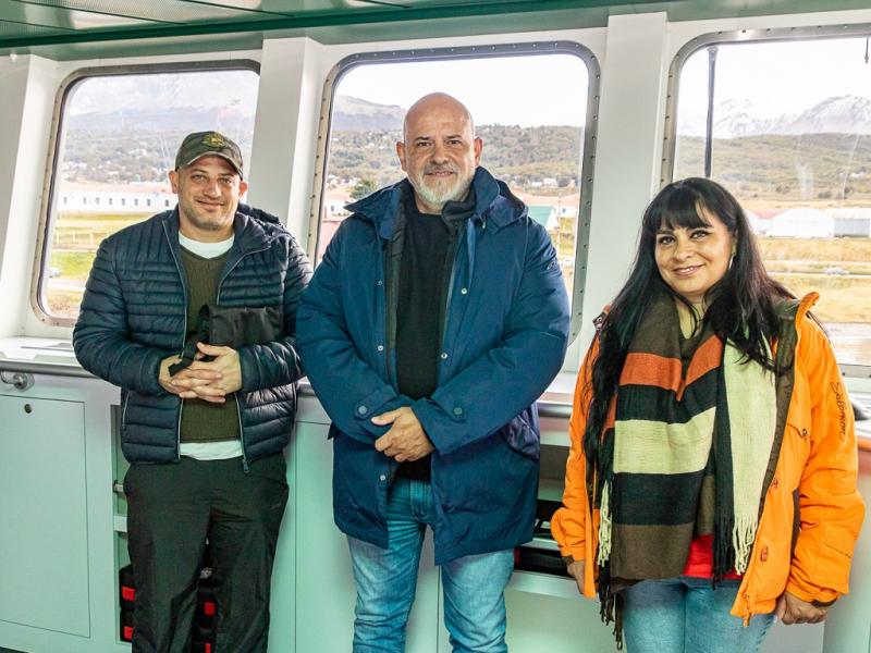 Las expresiones de los Legisladores de FORJA se dieron en el marco de la navegacin en el patrullero ocenico ARA Piedrabuena que tuvo como destino, puerto Parry, en la Isla de los Estados, el fin de semana ltimo.