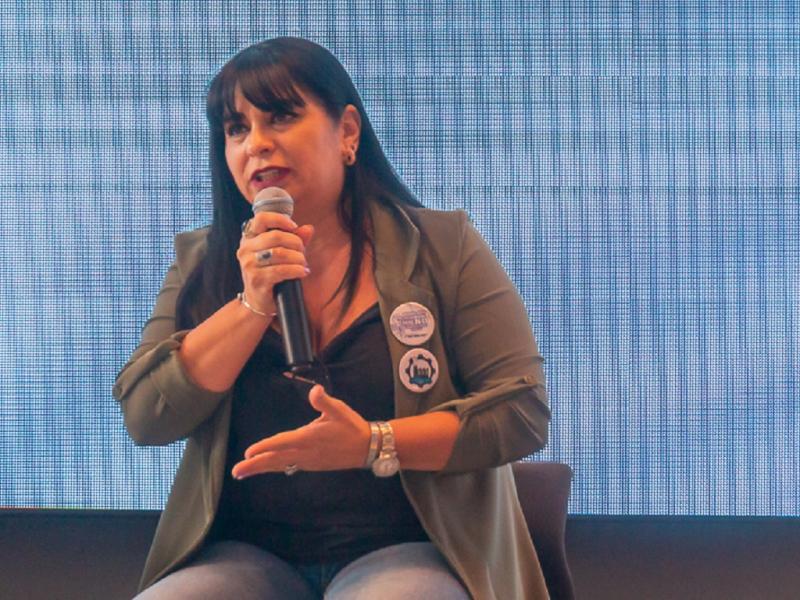 An tenemos que seguir dando una batalla importante para que las mujeres sigan ocupando el lugar que se merecen en las reparticiones pblicas y privadas, destac Mnica Acosta.