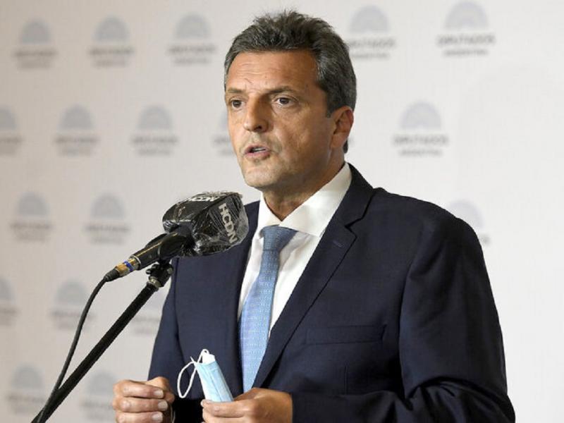 Se pesificar deuda en dlares de los organismos estatales, como el Fondo de Garanta de Sustentabilidad de la ANSES, y la privatizar, ya que obligar a esos entes a vender los ttulos en dlares al mercado para dar liquidez al contado con liquidacin.