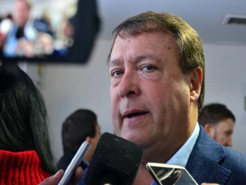 �Quiero agradecer a quienes confiaron en nosotros, en el gran acuerdo rionegrino, que aceptaron el planteo que hicimos de dejar atr�s las diferencias�, se�al� Alberto Weretilneck.