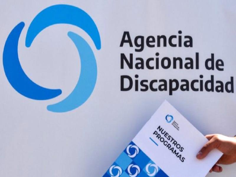 Son una serie de capacitaciones de modalidad virtual y presencial. Particularmente, la capacitacin de Comunicacin Accesible y el Taller de Lectura Fcil est destinada a las y los comunicadores.