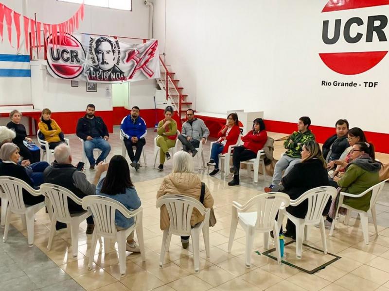 La UCR ratific lo dispuesto en el artculo 24 de la Carta Orgnica del partido, que refiere a la baja del padrn y afiliacin de los correligionarios que hayan participado en otros espacios en la ltima eleccin. Foto de archivo.