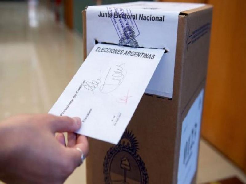 El prximo lunes 19 de junio vence el plazo para que las agrupaciones polticas comuniquen al Juzgado Federal con Competencia Electoral de Tierra del Fuego su integracin, reglamento, domicilio, das y horarios de funcionamiento.