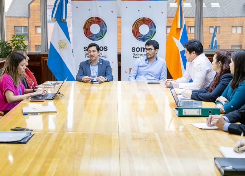 Durante el encuentro se avanz en la bsqueda de un acuerdo que evite un perjuicio econmico sobre las administraciones municipales y la provincial.