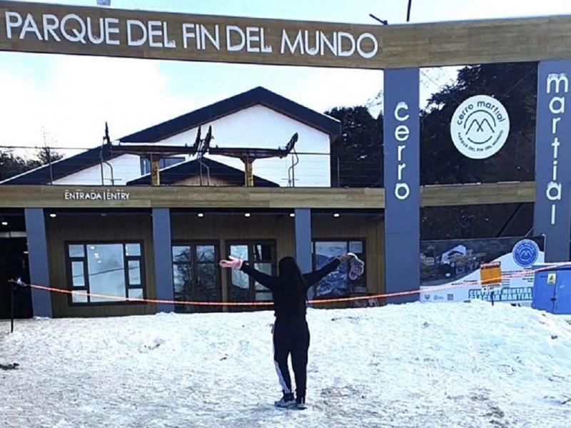 La temporada invernal en Glaciar Martial promete ser muy atractiva, con una amplia gama de actividades y proyectos en el horizonte para los amantes de la nieve y la montaa.