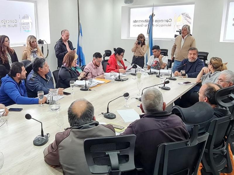 Estamos trabajando justamente con el registro de aspirantes, estamos tratando de resolver cmo se va a dar el sistema de puntajes y tambin viendo el registro actual de chferes, trabajadores del volante, indic Javier Calisaya.