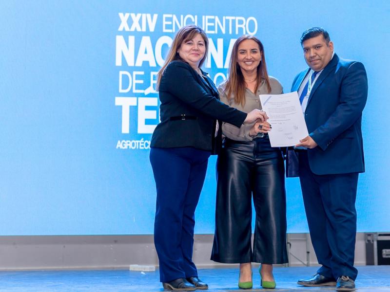 La Legisladora Andrea Freites resalt la participacin extraordinaria de docentes de Tierra del Fuego y de otras regiones del pas, en referencia al 24 Encuentro Nacional organizado por AMET.