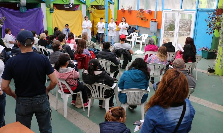 En el Paseo Canto del Viento, de lunes a viernes de 11 a 16:00 horas y sbados y domingos de 15 a 19:00 horas, se realiza la pre inscripcin y la fiscalizacin para participar de la Feria El Desafo de Producir.