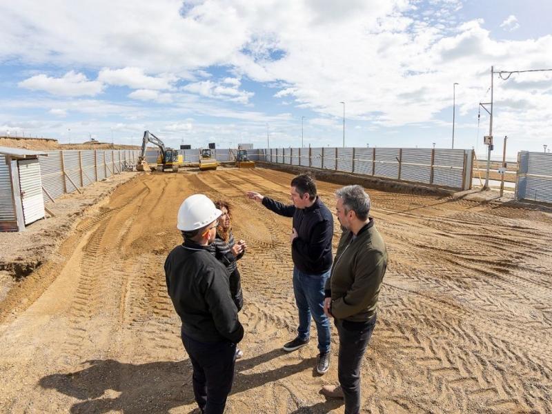 Comenzamos esta obra que est pensada para mejorar la vida de nuestros adultos mayores y la hacemos enteramente con recursos municipales, expres el Intendente Martn Prez.