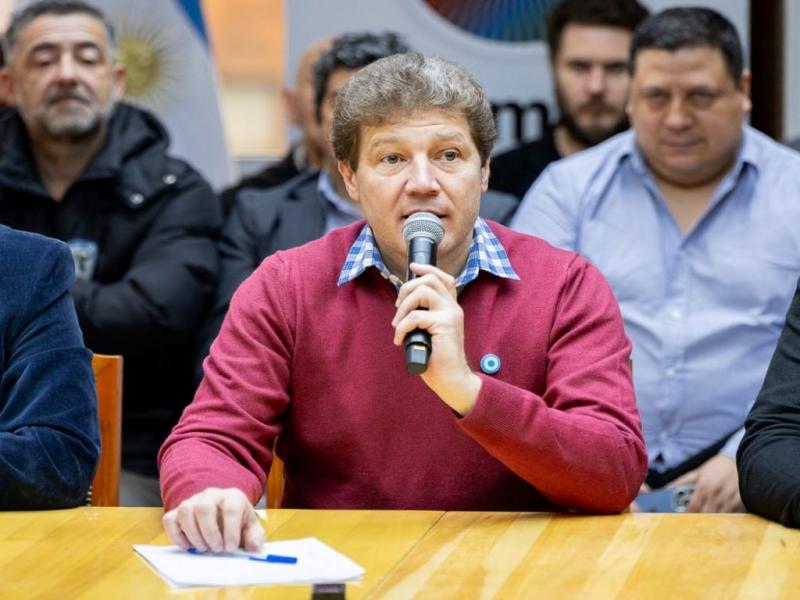 Si alguien, sobre todo en invierno, no puede pagar, es inhumano que le corten el gas, indic Melella y resalt, no es la decisin de fondo porque eso lleva un poco ms de tiempo, pero es una medida justa y hay que resaltarla.