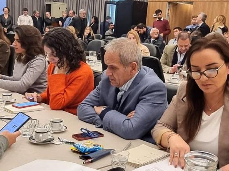 Tener cerca de 6 toneladas de alimentos guardados y prontos a vencer no es solo repudiable, sino que merece ser castigado penalmente, judicialmente como corresponde, remarc Andrea Freites.        