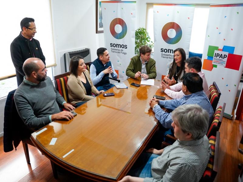 Sabemos el cario que Gustavo tiene por Ro Grande y nuestros vecinos y estamos convencidos que podemos seguir avanzando en otros aspectos tendientes a mejorar la calidad de vida de los riograndeses, destac Guadalupe Zamora.