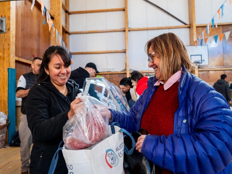 El objetivo de esta propuesta es que las familias encuentren en un solo lugar productos de la Canasta Bsica a menor precio y que ya est instalada como una poltica pblica destinada a acompaar a la comunidad.