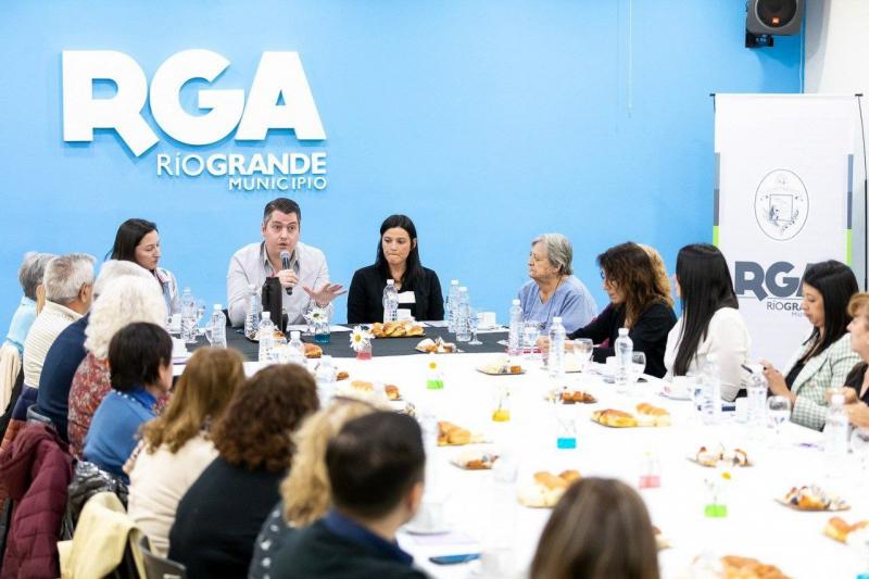 El Municipio de Ro Grande, a travs de la Direccin General para el Bienestar de las Personas Adultas Mayores, impulsa diversas acciones para el fortalecimiento y el acceso a los derechos por parte de las personas mayores.