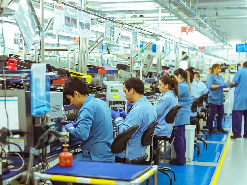 Hay un modelo de pas que es para pocos y no es para todos, un modelo de pas que no defiende a las pymes ni defiende a la industria nacional y nos pegaron muy duro