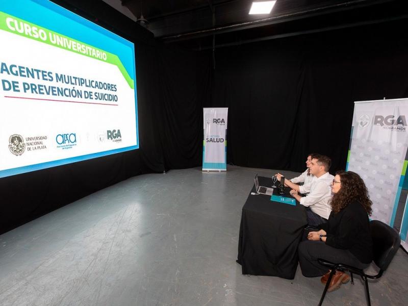 Este espacio de formacin se desarrollar a lo largo del ao, bajo la modalidad virtual de forma sincrnica y una vez al mes. La cursada del segundo mdulo ser los prximos 27 y 28 de junio, indicaron desde el Municipio de Ro Grande.