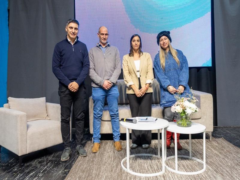 Este convenio se suma a las acciones que impulsa la Direccin de Desarrollo Local, dependiente de la Secretara de Desarrollo Productivo del Municipio de Ro Grande, con el fin de fortalecer el ecosistema emprendedor de la ciudad.