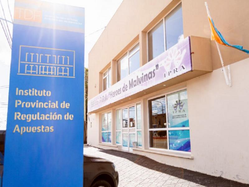 Quienes visiten la feria podrn disfrutar de una amplia y variada propuesta que incluir productos de indumentaria, tecnologa, accesorios, artesanas, perfumes y artculos para el hogar. Adems podrn disfrutar de un patio de comidas. 