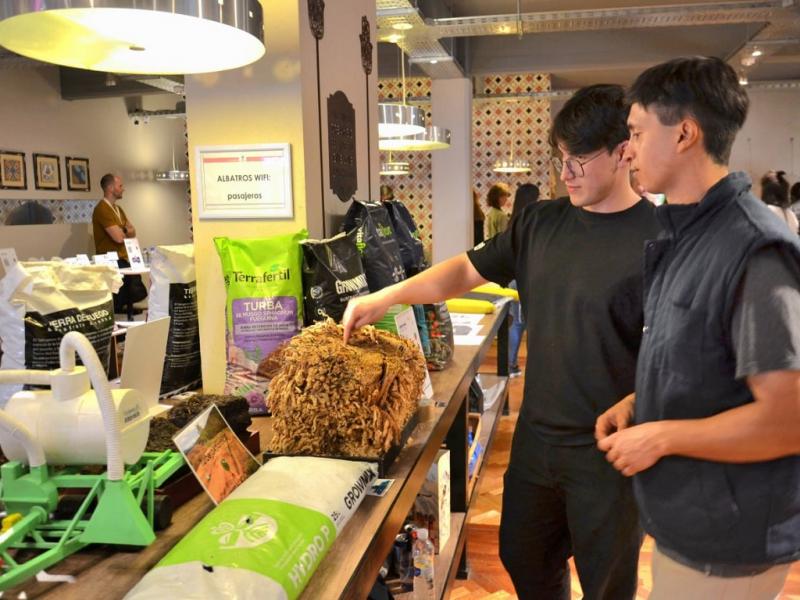 La Expo PyME Fueguina busca año tras año promover el desarrollo del sector productivo, fortalecer los lazos entre los distintos actores económicos y acercar la producción local al público general, fortaleciendo la identidad y el orgullo fueguinos.