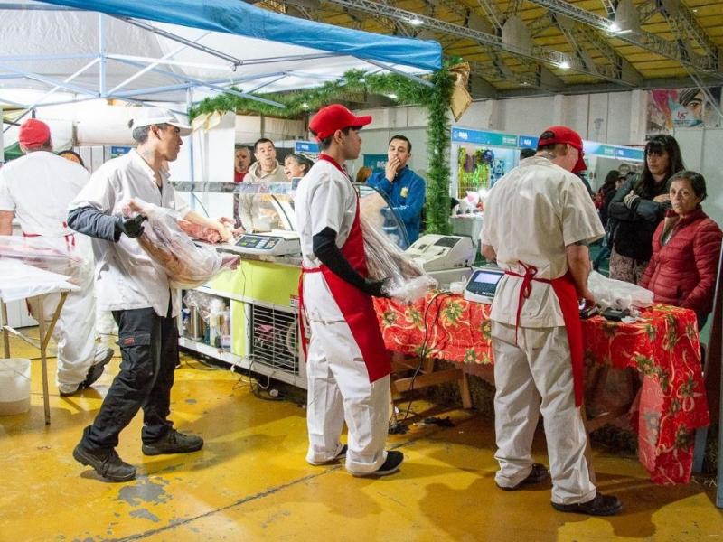 Entre las ofertas m�s destacadas se encuentra el cordero fresco a $10.500 el kilo, una opci�n muy esperada por las familias riograndenses para las celebraciones de fin de a�o.