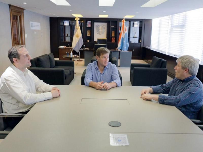 �Asumo con el compromiso de trabajar incansablemente por la econom�a de todos los fueguinos, dando continuidad a las pol�ticas que han permitido sostener y desarrollar nuestra provincia y enfoc�ndonos en los desaf�os que vienen�, dijo Barrozo.