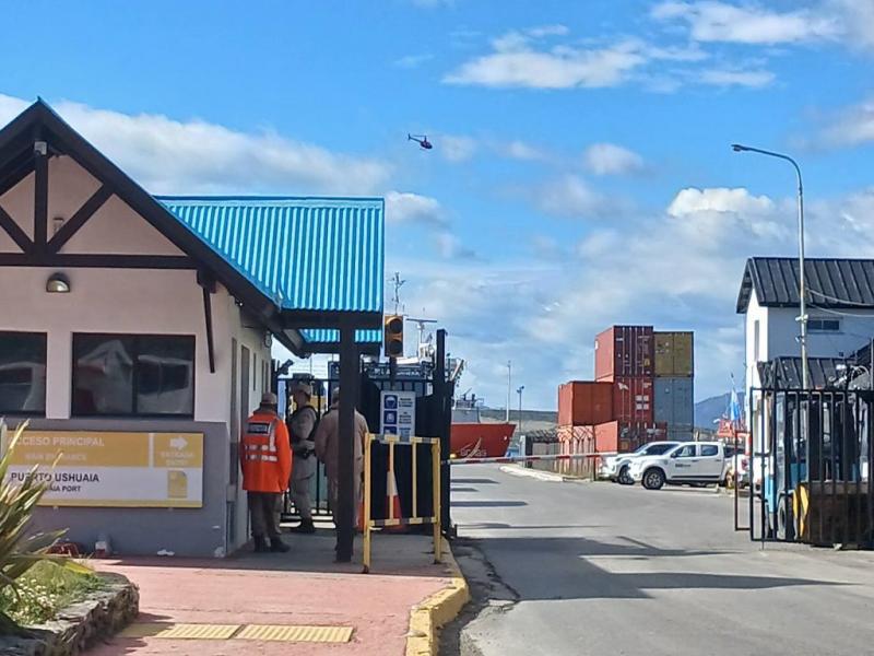 “Esto no es más que un artilugio legal para disfrazar una medida contra una instalación que funciona con normalidad y excelencia. La resolución nacional incurre en una extorsión institucional inaceptable”, remarcó Roberto Murcia.