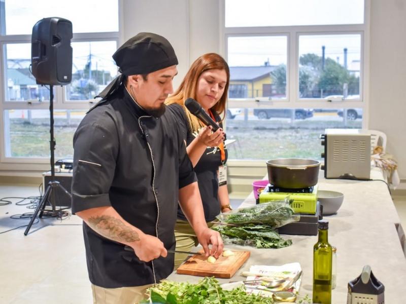 “Estos espacios son una forma de reconstruir vínculos, fortalecer lo local y seguir acompañando a quienes día a día apuestan al trabajo y la producción”, destacó la Subdirectora General de Planificación Operativa, Julieta Ábalos.