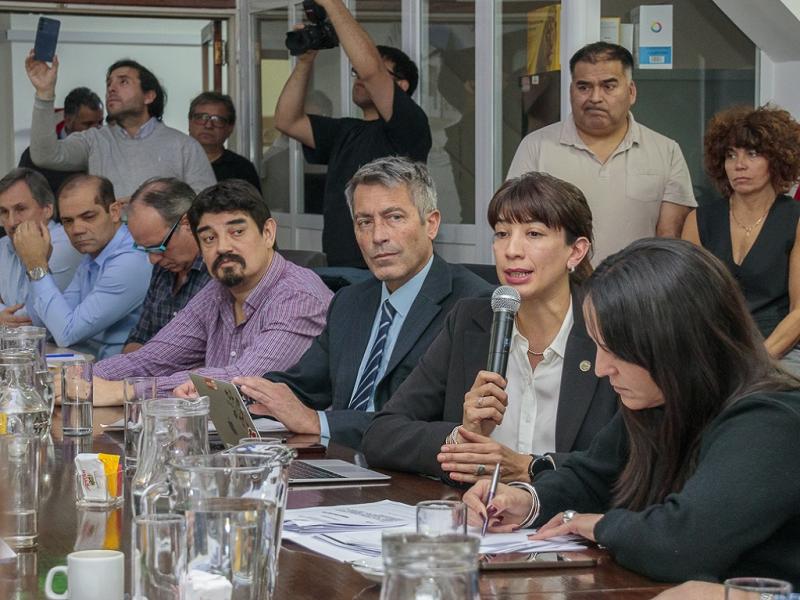 �Observamos diariamente una reducci�n en las l�neas productivas, lo que se traduce en una ca�da del empleo. Es una preocupaci�n compartida por los distintos sectores�, se�al� Alejandra Man.